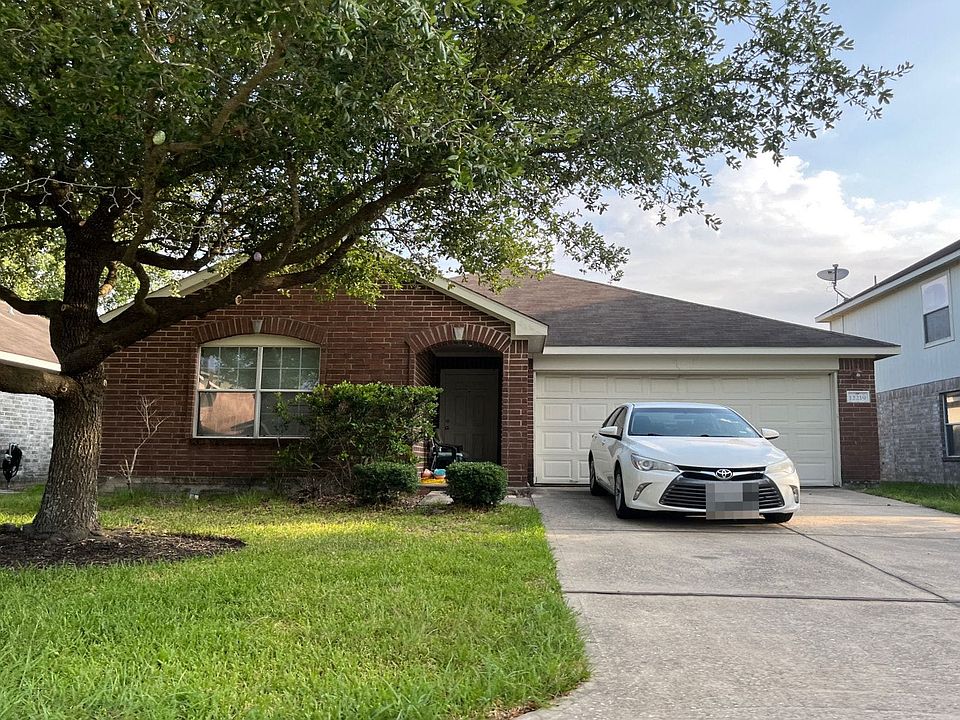 1st image of 12219 Scarlet River Dr