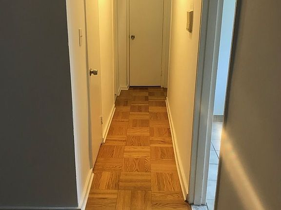 4th image of 3443 Crescent St APT Lj