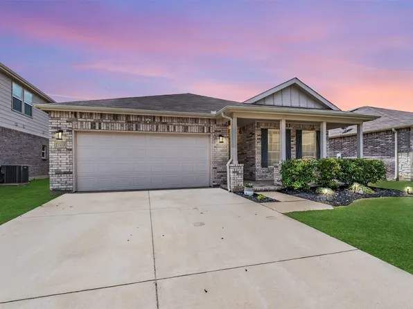 2404 Bermont Red Ln, Fort Worth, TX 76131