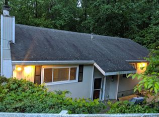 405 Forest Valley Rd, Sandy Springs, GA 30342