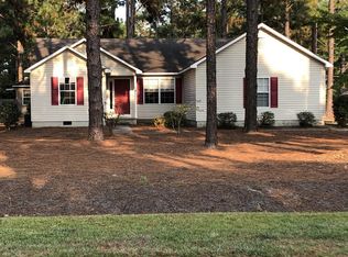205 Woodgreen Dr, Aberdeen, NC 28315