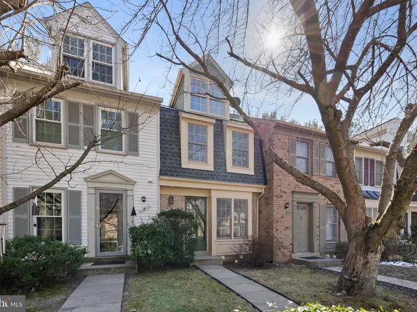 6 Strath Haven Ct, Gaithersburg, MD 20886