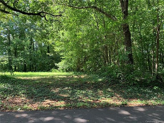 5th image of 118 Muirfield Dr
