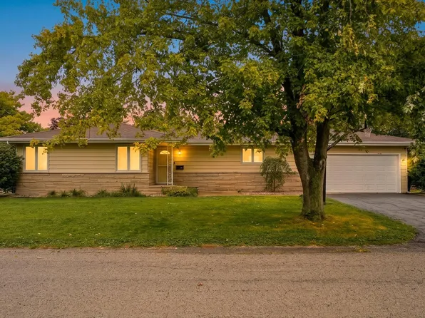 702 Wilson Ave, Hoopeston, IL 60942