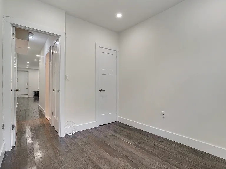 210 Avenue B #1N — Photo 5
