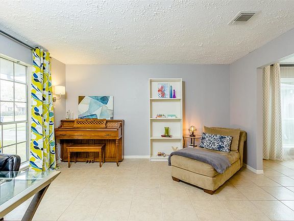 5th image of 1135 Mossridge Dr