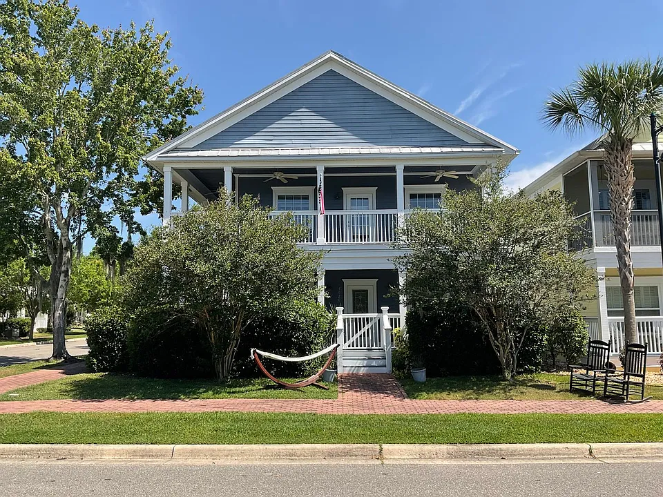5020 NW 10th Pl