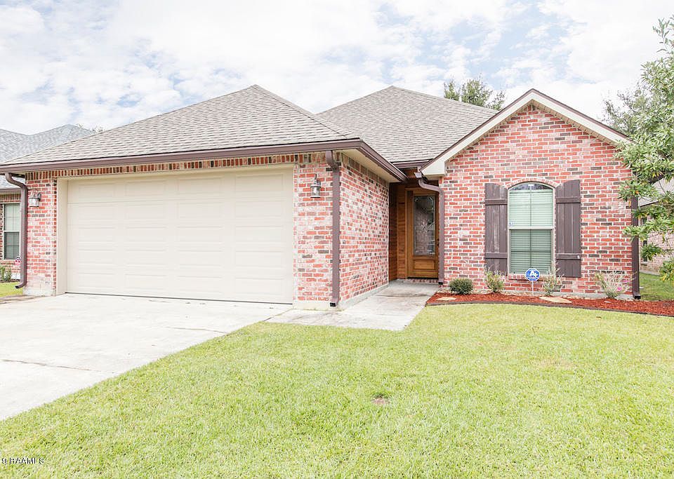 1st image of 204 Milton Estates Ln