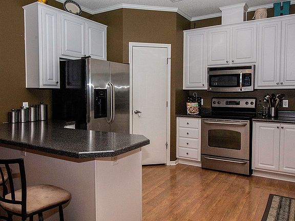3rd image of 1304 Main Hwy #50
