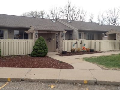 62330 Arlington Cir Unit 3, South Lyon, MI, 48178
