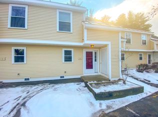 3 Bluffs Dr, Concord, NH 03303