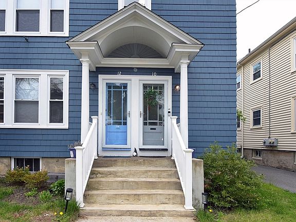 3rd image of 10 Geneva St #10
