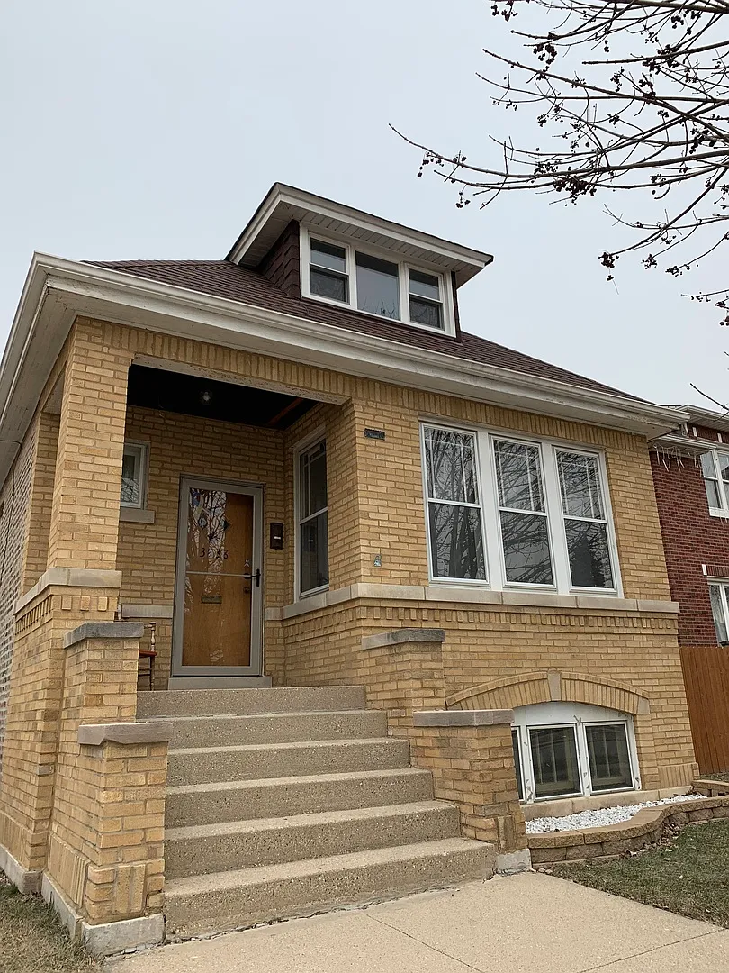 3838 W 61st Pl photo 1