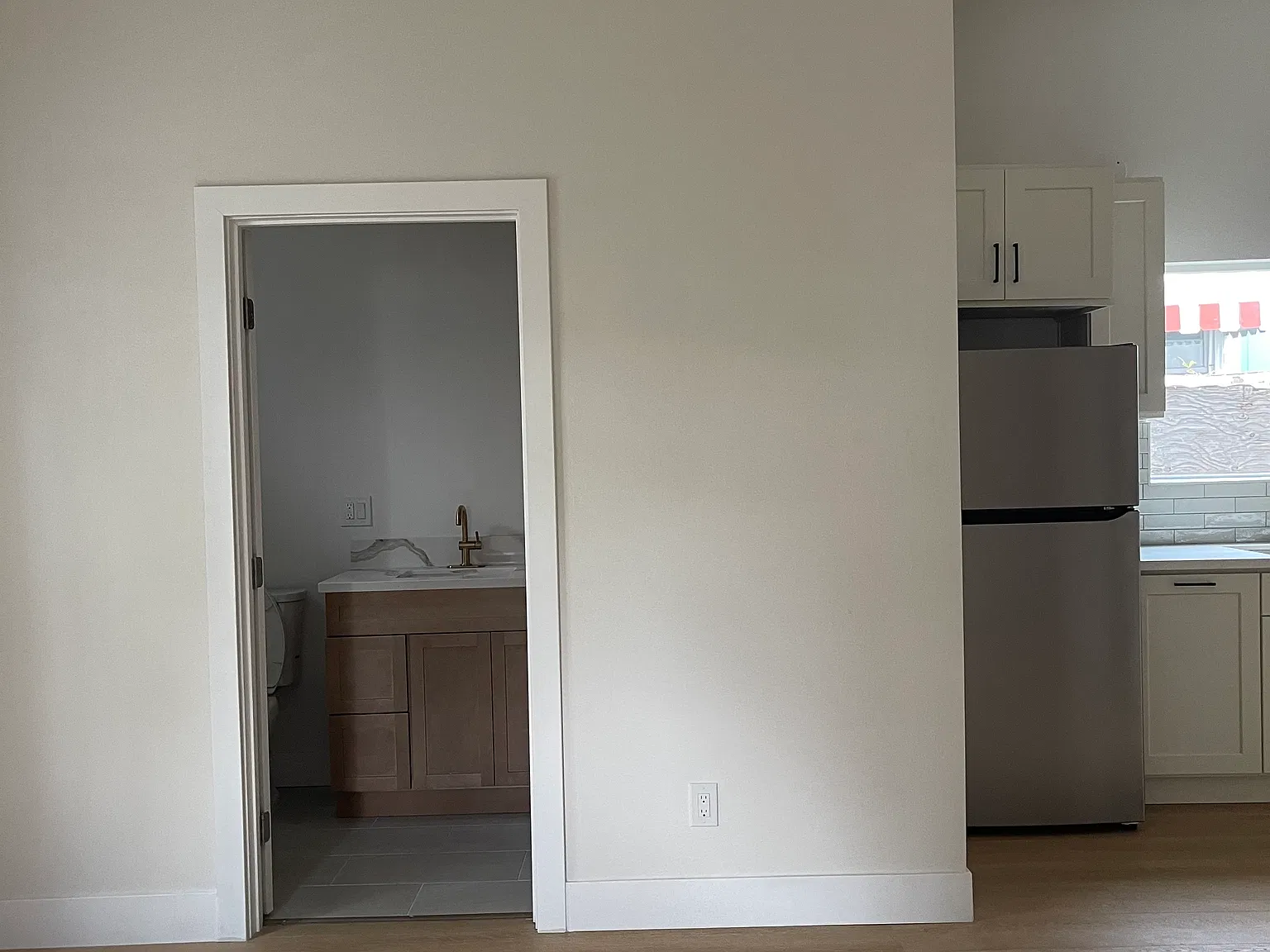 2 bed, $2,500 — Photo 4