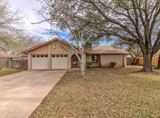 302 E Central Dr, Georgetown, TX 78628