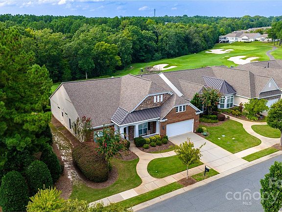 4th image of 5138 Grandview Dr