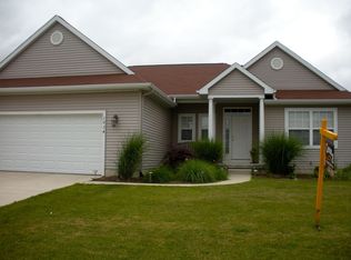 1034 Bills Ln, Saint Johns, MI