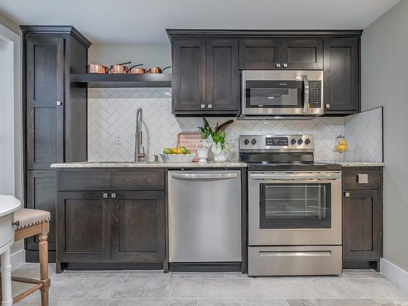 3rd image of 321 S Bois D Arc Ave APT 6