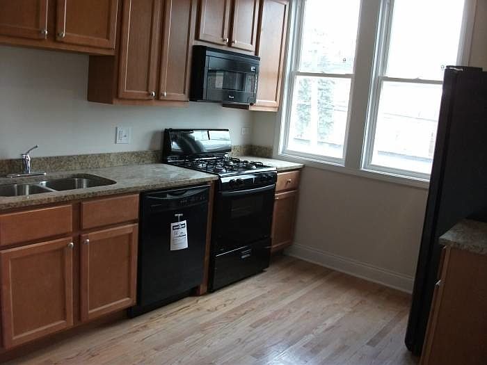 1st image of 3138 N Davlin Ct #2