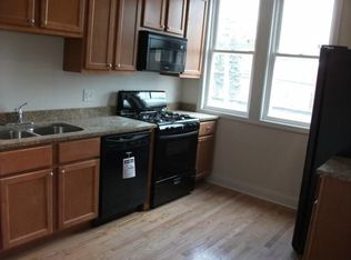 3138 N Davlin Ct #2, Chicago, IL 60618