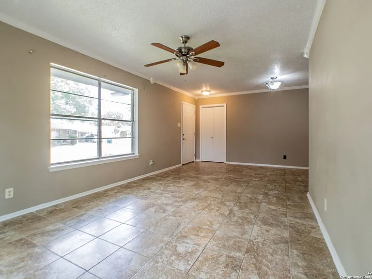 7430 Saddlewood St — Photo 25