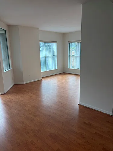 Floor plan 606