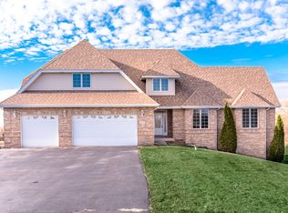 6618 Lakeview Ln, Monee, IL 60449