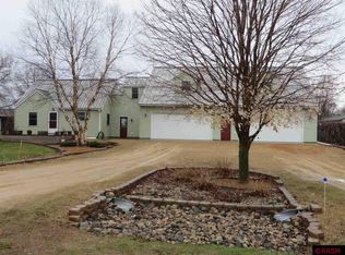 119 Tami Ln, Mankato, MN 56001