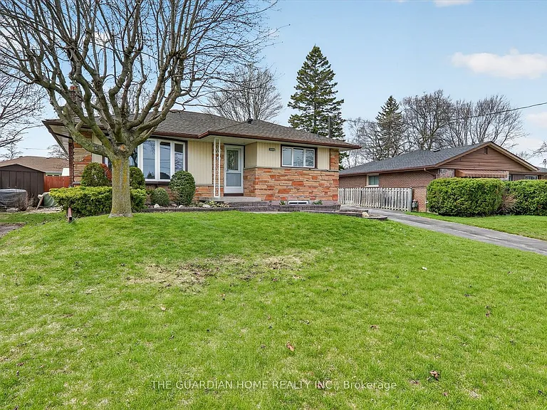 64 Gatineau St #MAIN FL — Photo 2