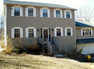 104 Colvintown Rd, Coventry, RI 02816