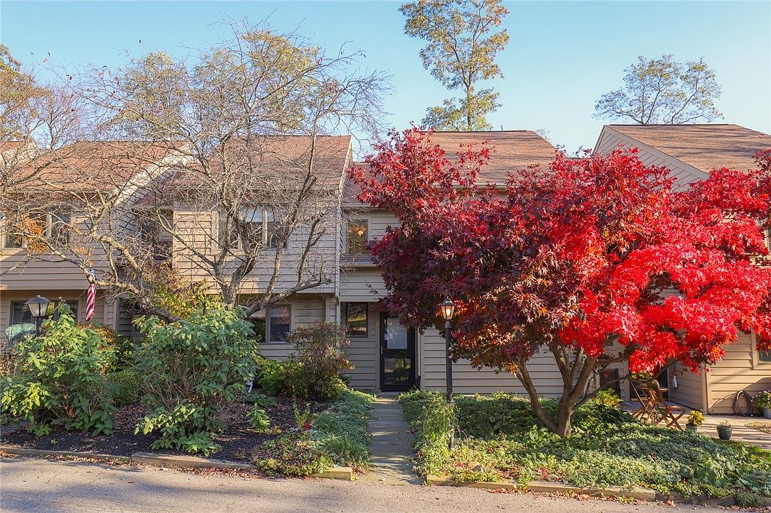 14 Golfside Cir, Canandaigua, NY 14424 Zillow