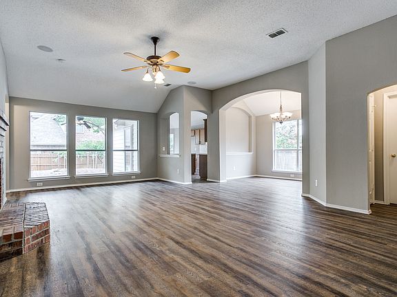 6722-woodcrest-ln-sachse-tx-High-Res-7.jpg