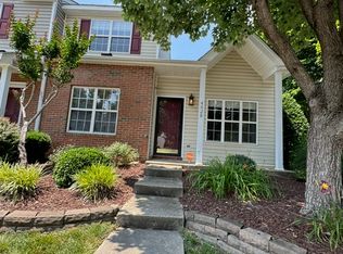 4628 Cross Ridge Ln, Greensboro, NC 27410