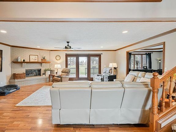 5th image of 4687 Wexmoor Dr