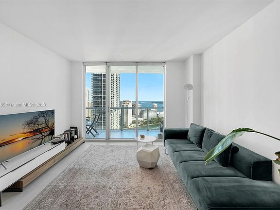 4th image of 500 Brickell Ave APT 2800
