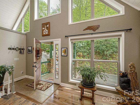 5th image of 149 Hiwassee Rd