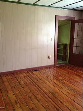 LivingRoom Main House