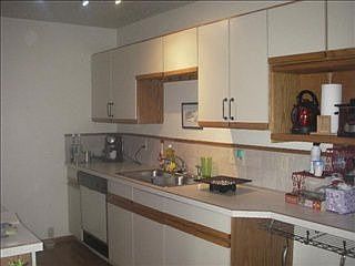 2nd image of 73 Arrowwood Dr