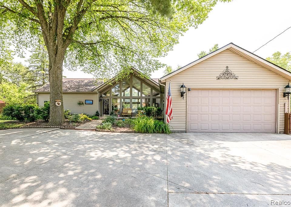 4597 N River Rd, North Street, MI 48049 Zillow