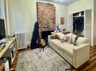 54 S Russell St APT 1, Boston, MA 02114