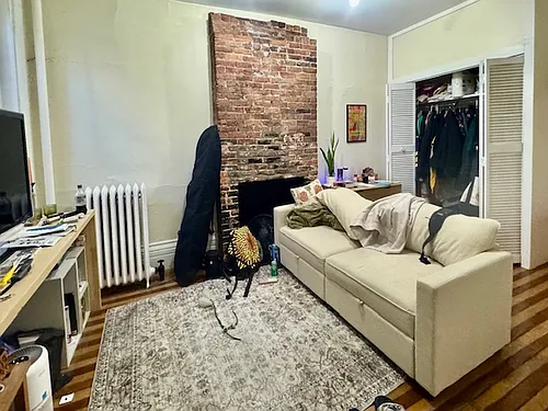 58 S Russell St #1 Photo 1