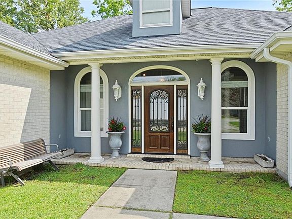 4th image of 148 Majestic Oaks Dr