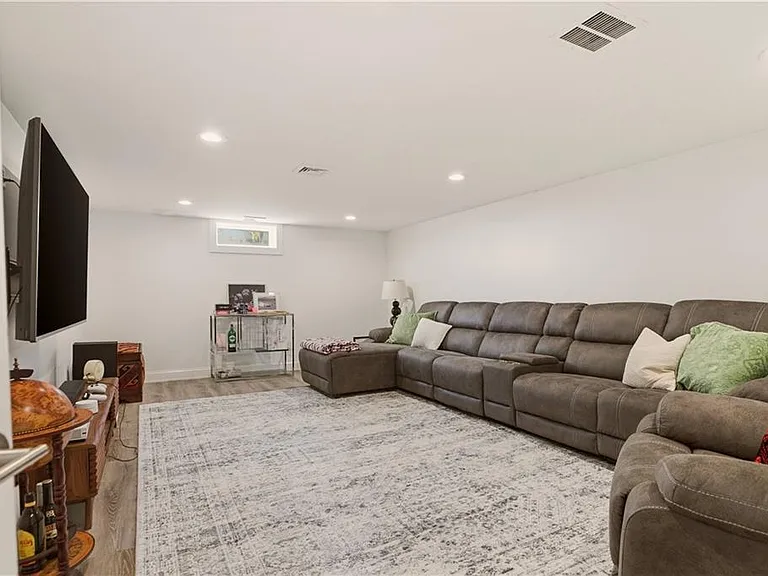 3 Baldwin Rd — Photo 38