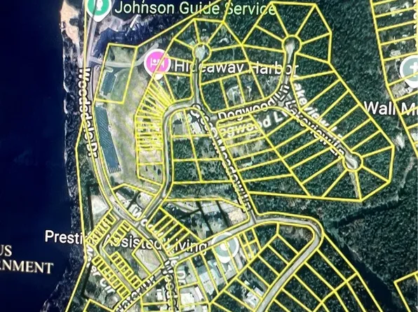 27 Woodsdale Dr #27, Eureka Springs, AR 72631