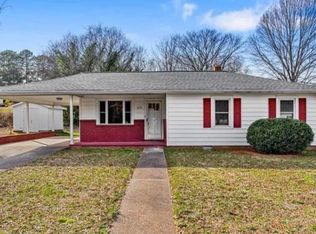 415 Dixie St, Lexington, NC 27292