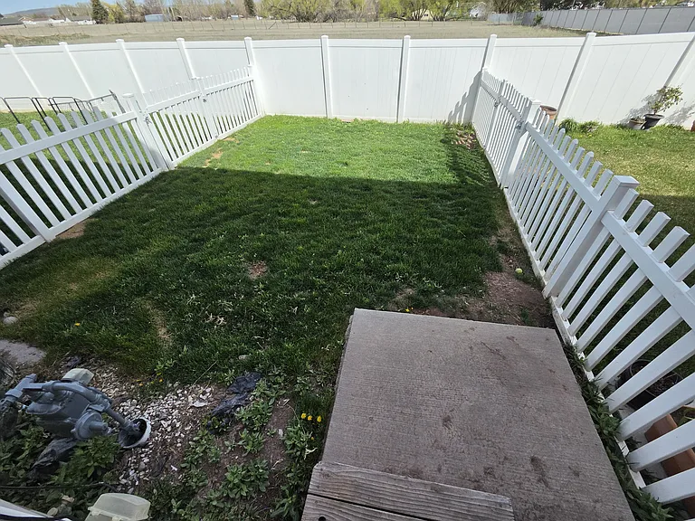 3530 Greenfield Dr — Photo 3