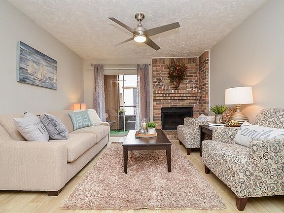 4th image of 10555 Turtlewood Ct Unit 1309