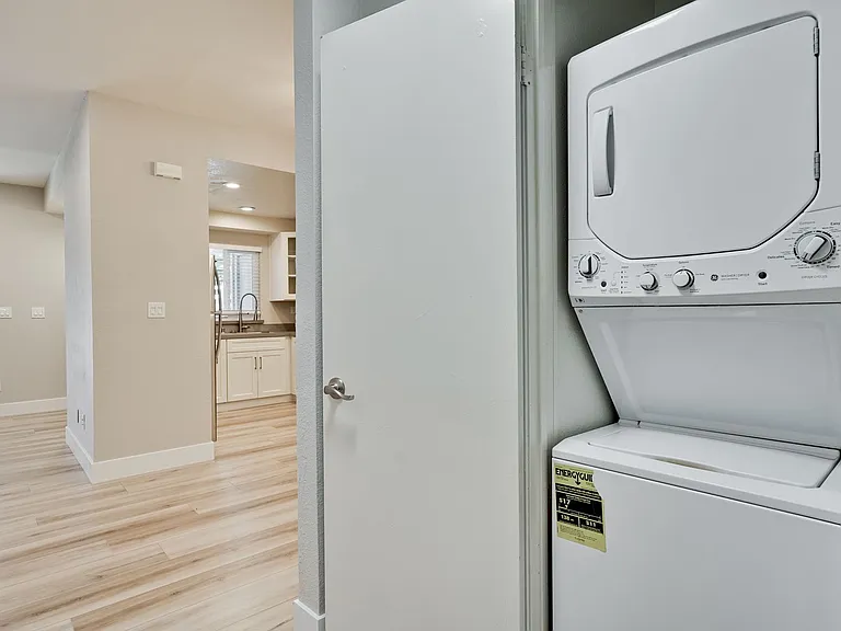 537 Shadow Dance Dr — Photo 28