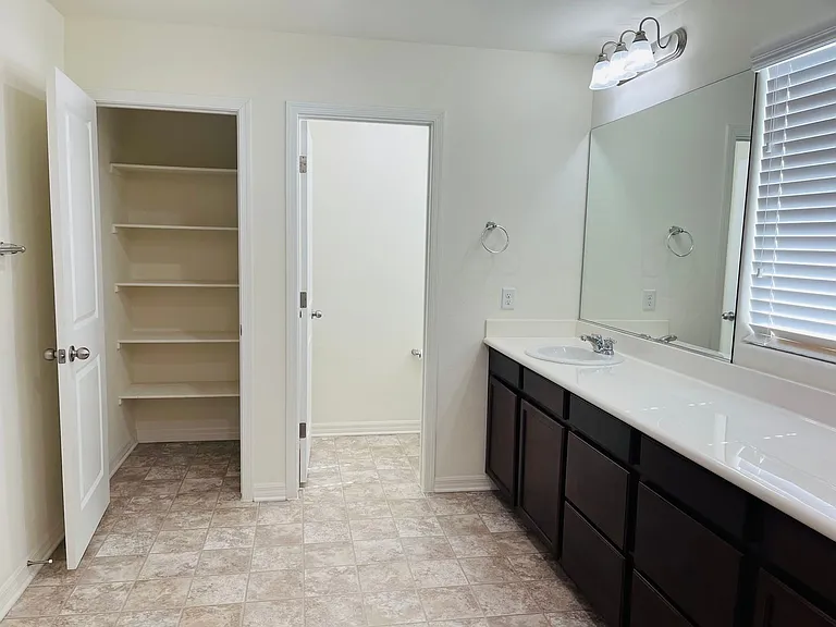 7133 Manolo St — Photo 52