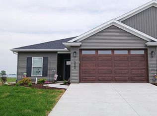 533 N 3rd St, Eldridge, IA 52748